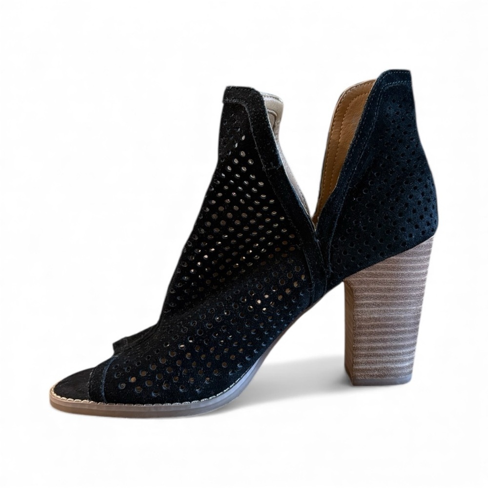 Black Peek a Boo Suede Booties|Ankle Boots|Black Suede Booties - Picture 7 of 9